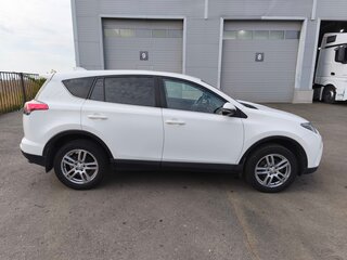 2018 Toyota RAV4 IV (XA40) Рестайлинг, белый, 2300000 рублей, вид 2