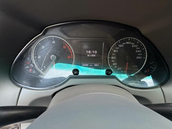 2010 Audi Q5 I (8R), чёрный, 1270000 рублей - вид 6