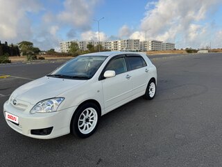 2005 Toyota Allex I Рестайлинг 2, белый, 660000 рублей, вид 1
