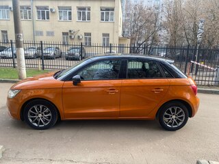 2013 Audi A1 I (8X), оранжевый, 1000000 рублей, вид 5