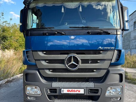 2016 Mercedes-Benz Actros, синий, 5000000 рублей, вид 3