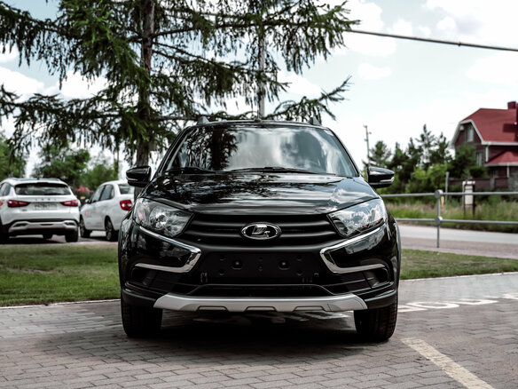 2026 Lada (ВАЗ) Granta Cross Euro-2 I Рестайлинг, чёрный, 1204000 рублей - вид 1