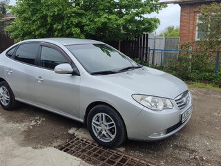 2010 Hyundai Elantra IV (HD), серебристый, 650000 рублей, вид 3