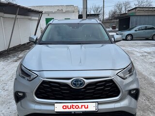 2021 Toyota Highlander IV (XU70), серебристый, 4750000 рублей, вид 1