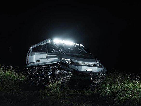 2025 Visuva Tank, синий, 33000000 рублей - вид 1