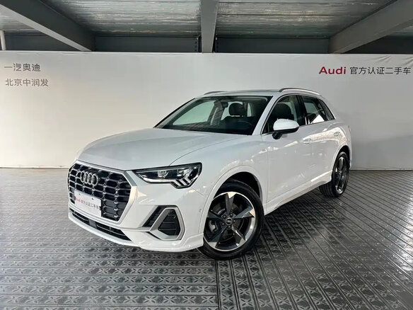 2021 Audi Q3 35 TFSI II (F3), белый, 2650000 рублей