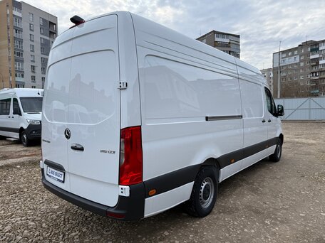 2025 Mercedes-Benz Sprinter, белый, 9600000 рублей, вид 3