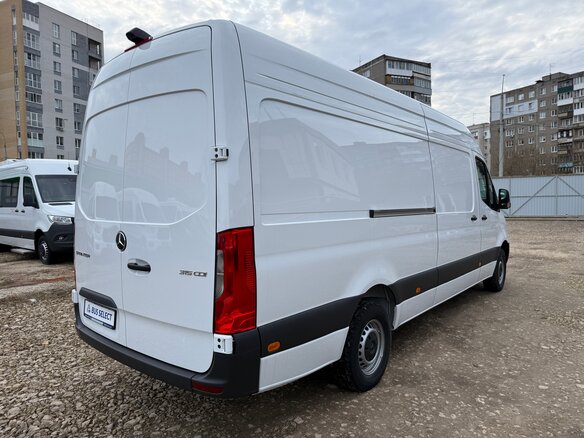 2025 Mercedes-Benz Sprinter, белый, 9600000 рублей - вид 2