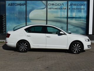 2016 Skoda Octavia III (A7), белый, 1100000 рублей, вид 4