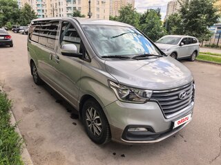 2020 Hyundai Grand Starex I Рестайлинг 2, серый, 3350000 рублей, вид 1