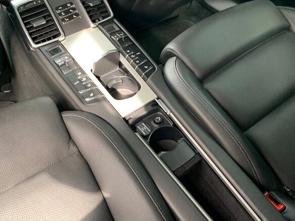2010 Porsche Panamera 4S I, чёрный, 4150000 рублей - вид 28