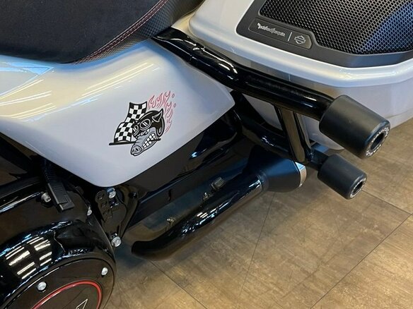 2024 Harley-Davidson CVO Road Glide ST, белый, 4900000 рублей - вид 15