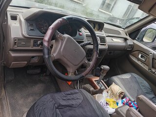 1995 Mitsubishi Montero II, зелёный, 330000 рублей, вид 5
