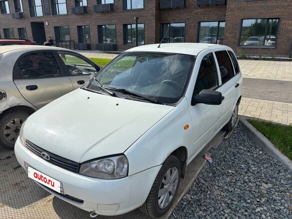 2012 Lada (ВАЗ) Kalina I, белый, 190000 рублей - вид 2