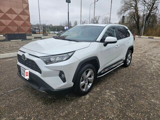 2021 Toyota RAV4 V (XA50), белый, 3550000 рублей, вид 2