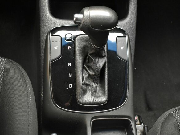 2017 Kia Cerato III Рестайлинг (Classic), чёрный, 967000 рублей - вид 25