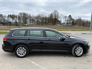 2019 Volkswagen Passat DSG7 B8, чёрный, 1600000 рублей, вид 3