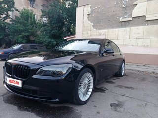 2009 BMW 7 серии 750i xDrive V (F01/F02/F04), чёрный, 1000000 рублей, вид 1