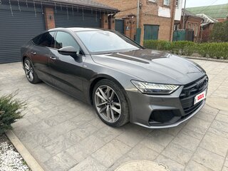 2021 Audi A7 55 TFSI II (4K), серый, 6750000 рублей, вид 3