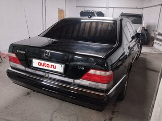 1995 Mercedes-Benz S-Класс 420 III (W140) Рестайлинг, чёрный, 1000000 рублей, вид 4