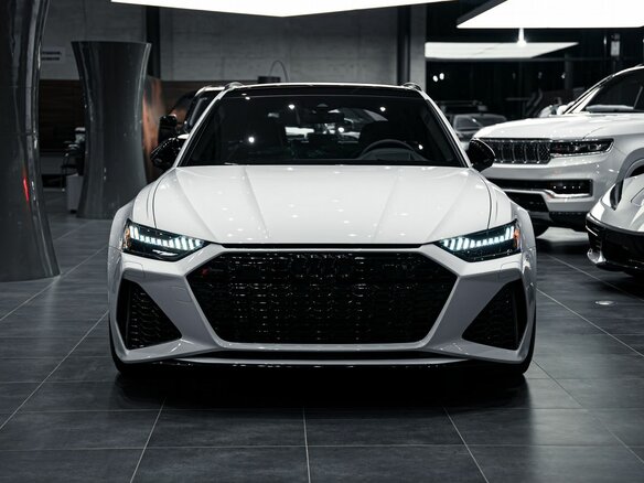 2022 Audi RS 6 IV (C8), белый, 13200000 рублей - вид 8