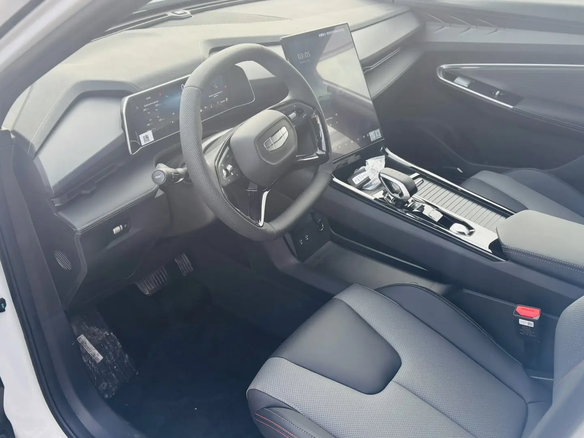 2026 Geely Cityray, белый, 3344990 рублей - вид 12