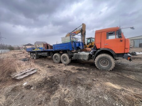 2008 КамАЗ 44108, оранжевый, 2500000 рублей, вид 2