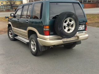 1991 Isuzu Bighorn II, зелёный, 700000 рублей, вид 4