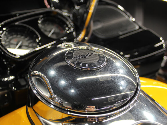 2022 Harley-Davidson CVO Road Glide, жёлтый, 5364828 рублей - вид 18