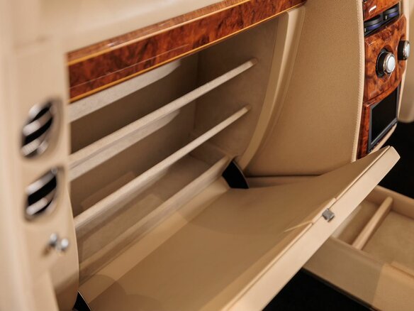 2006 Rolls-Royce Phantom Long VII, чёрный, 43500000 рублей - вид 29
