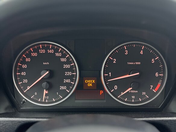 2012 BMW X1 18i I (E84), коричневый - вид 7