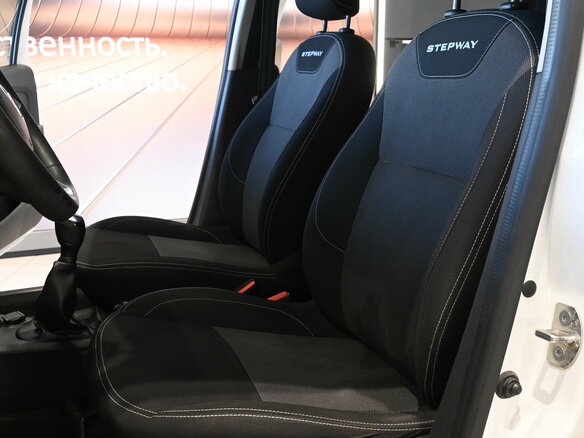 2021 Renault Logan Stepway II Рестайлинг, белый, 899000 рублей - вид 12