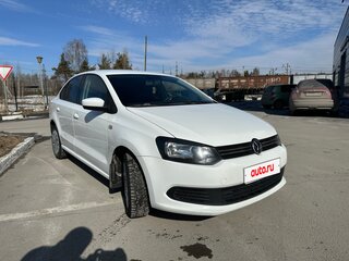 2014 Volkswagen Polo V, белый, 650000 рублей, вид 4