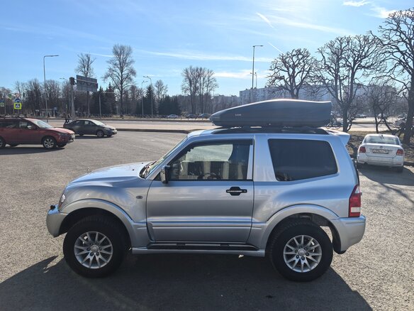 2003 Mitsubishi Pajero III Рестайлинг, серебристый, 1200000 рублей - вид 7