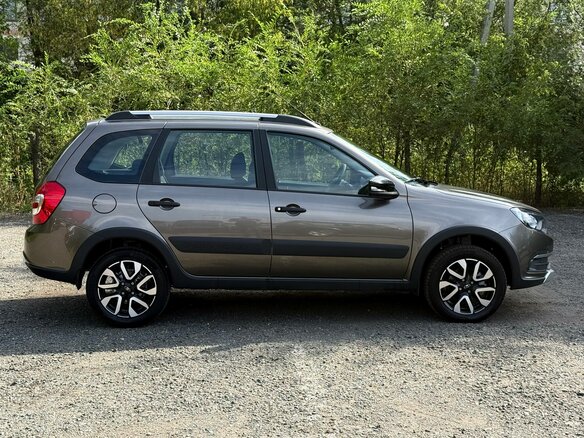 2026 Lada (ВАЗ) Granta Cross I Рестайлинг, коричневый, 1225000 рублей - вид 5