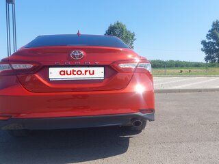 2021 Toyota Camry VIII (XV70) Рестайлинг, чёрный, 5500000 рублей, вид 5
