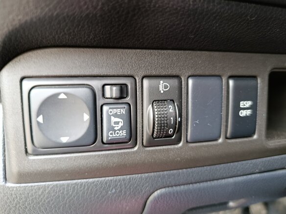 2008 Nissan Note I, серый, 666000 рублей - вид 15