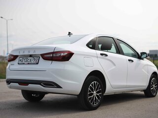 2024 Lada (ВАЗ) Vesta I Рестайлинг (NG), белый, 1128749 рублей, вид 5