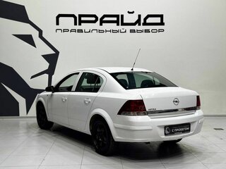 2013 Opel Astra H Рестайлинг, белый, 479900 рублей, вид 4