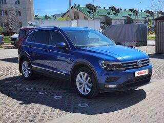 2018 Volkswagen Tiguan II, синий, 2450000 рублей, вид 1