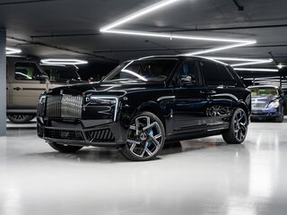 2026 Rolls-Royce Cullinan Black Badge I Рестайлинг (Series II), чёрный, 75000000 рублей, вид 1