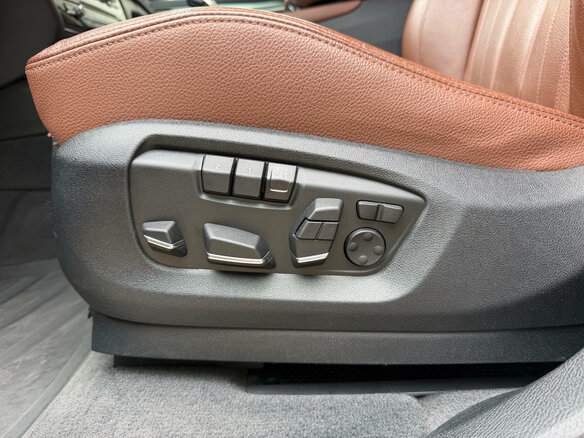 2017 BMW X6 30d II (F16), белый, 5100000 рублей - вид 17