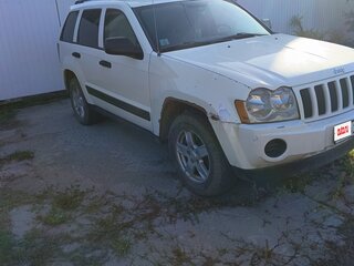 2005 Jeep Cherokee III (KJ) Рестайлинг, белый, 530000 рублей, вид 3