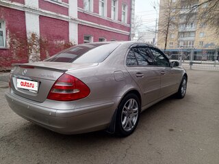 2004 Mercedes-Benz E-Класс 200 III (W211, S211), бежевый, 850000 рублей, вид 3