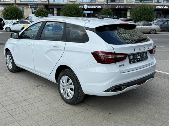 2026 Lada (ВАЗ) Vesta SW I Рестайлинг (NG), белый, 1815000 рублей - вид 6