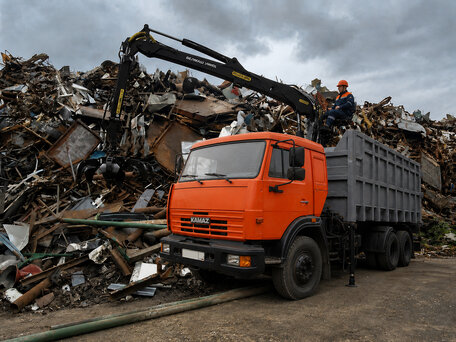 2011 КамАЗ 5410, оранжевый, 2700000 рублей, вид 2