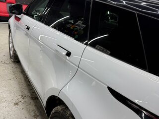 2019 Land Rover Range Rover Evoque II, белый, 3300000 рублей, вид 4
