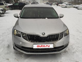 2018 Skoda Octavia III (A7) Рестайлинг, серебристый, 1740000 рублей, вид 1