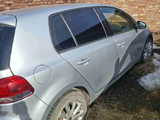 2011 Volkswagen Golf VI, серебристый, 450000 рублей, вид 2