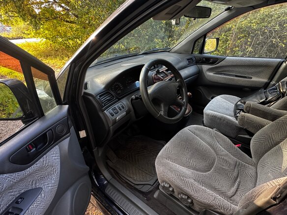 1999 Mitsubishi Space Wagon III, синий, 279000 рублей - вид 5